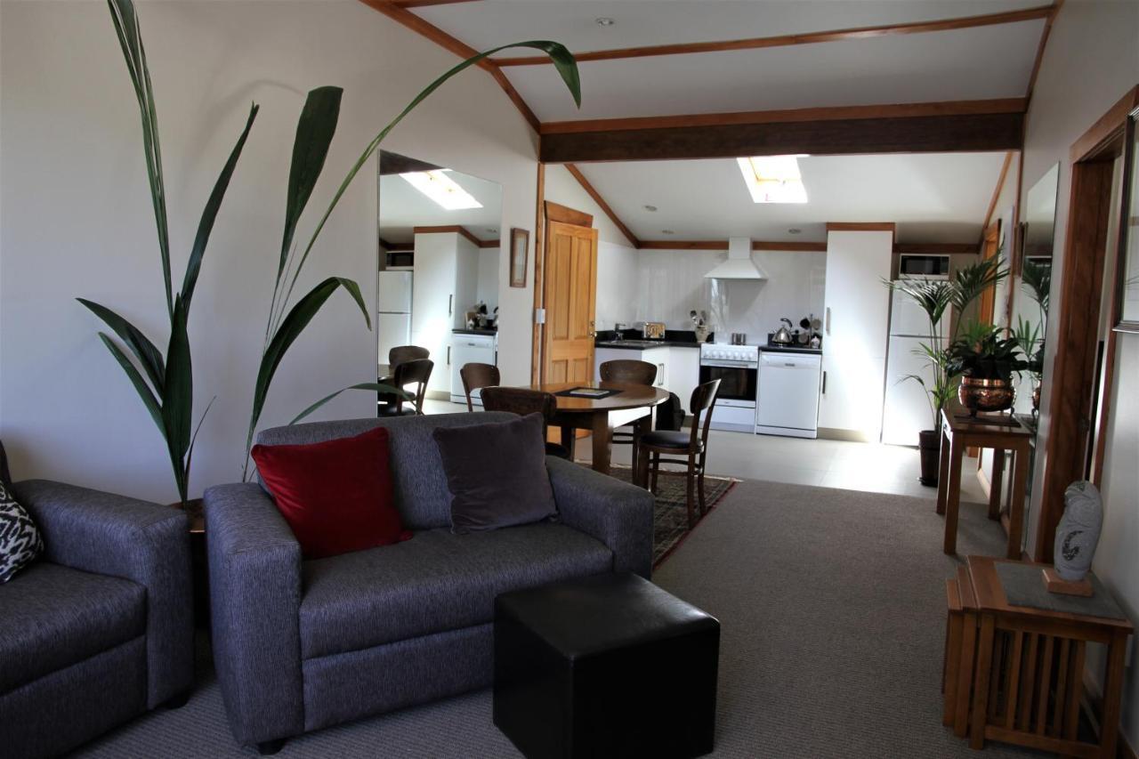 Tarawhata Thermal Apartment นิวพลีมัธ ภายนอก รูปภาพ